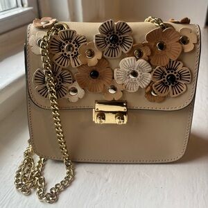 Italian Leather Floral Appliqué Crossbody Bag – Cream & Tan, Gold Chain